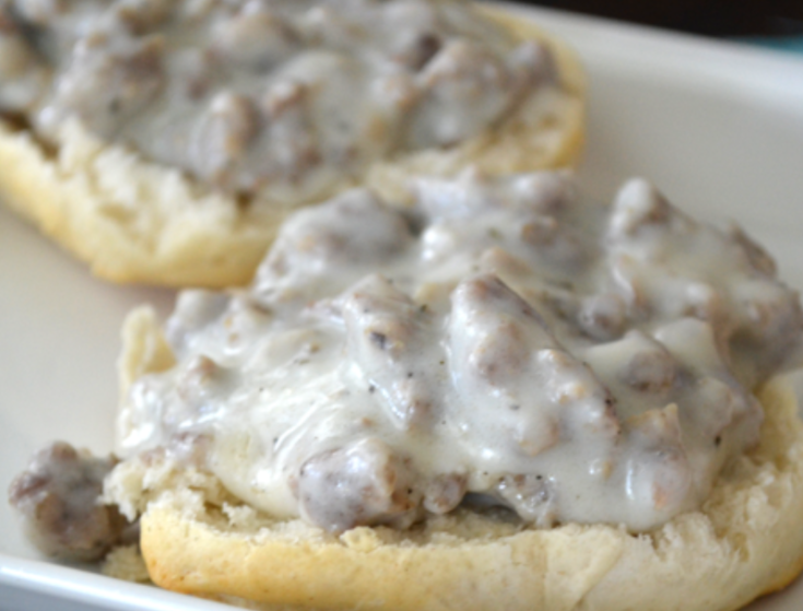 Homemade Sausage Breakfast Gravy - Poofy Cheeks