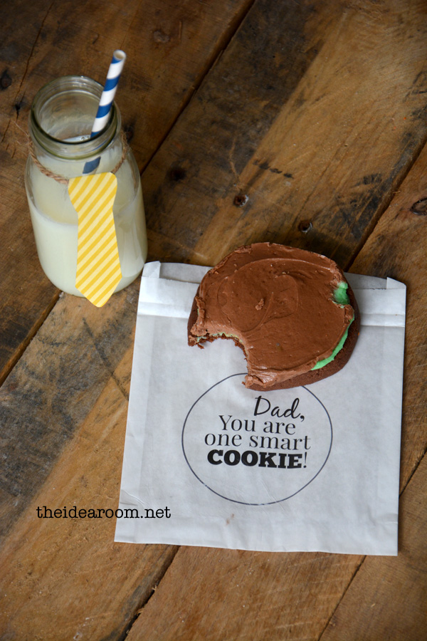 http://www.theidearoom.net/2014/05/fathers-day-gift-hes-one-smart-cookie.html