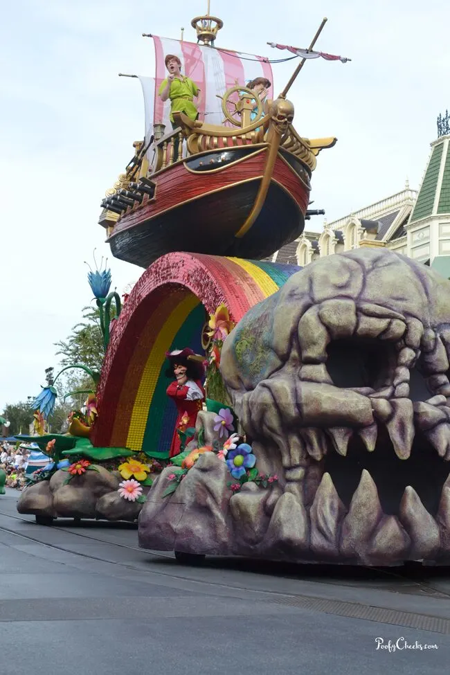 Disney Vacation - Festival of Fantasy Parade Tips