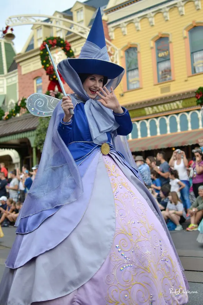 Disney Vacation - Festival of Fantasy Parade Tips