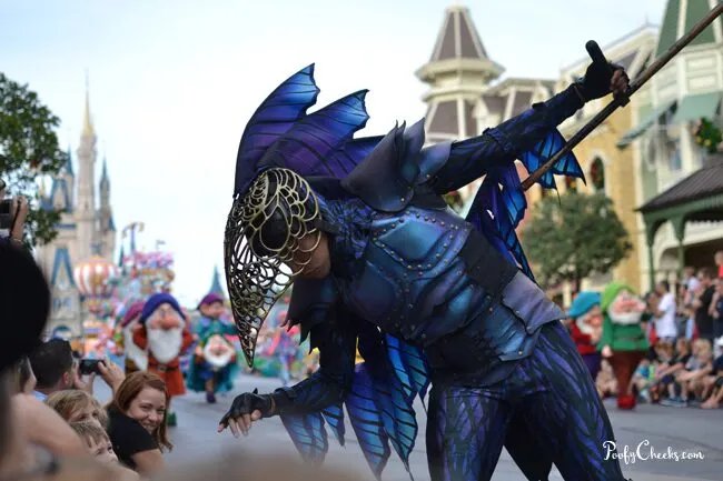 Disney Vacation - Festival of Fantasy Parade Tips