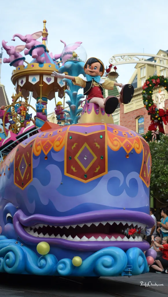 Disney Vacation - Festival of Fantasy Parade Tips