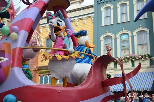 Disney Vacation - Festival of Fantasy Parade Tips