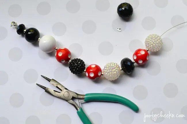 DIY Bubblegum Necklace Tutorial