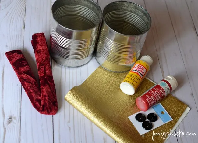 Tin Can Santas - Repurpose Tin Cans into Santa decorations