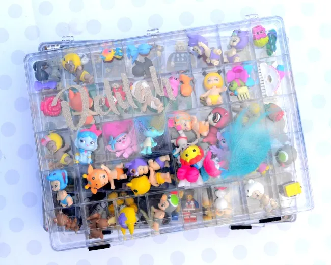 The perfect storage container for small toys. Great for shopkins, twozies, minecraft and lego minifigures!