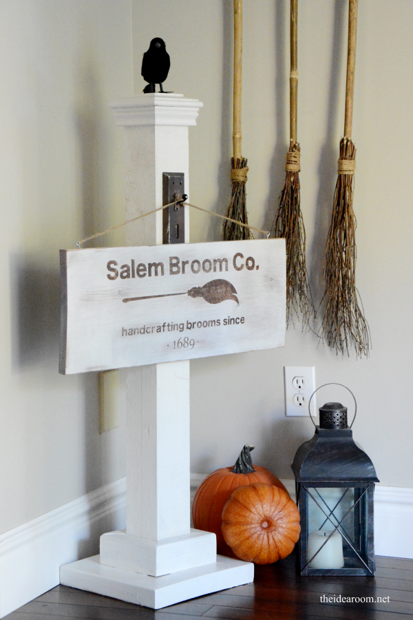 10+ Halloween Signs for Halloween that you can easily DIY!