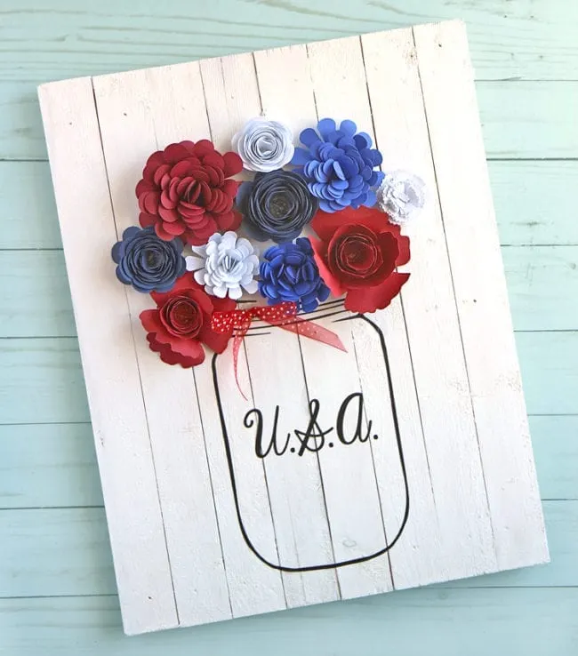 15 Patriotic Projects Using Your Silhouette or Cricut Cutting Machine