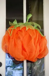 15 Fall Pumpkin DIY Ideas from PoofyCheeks.com