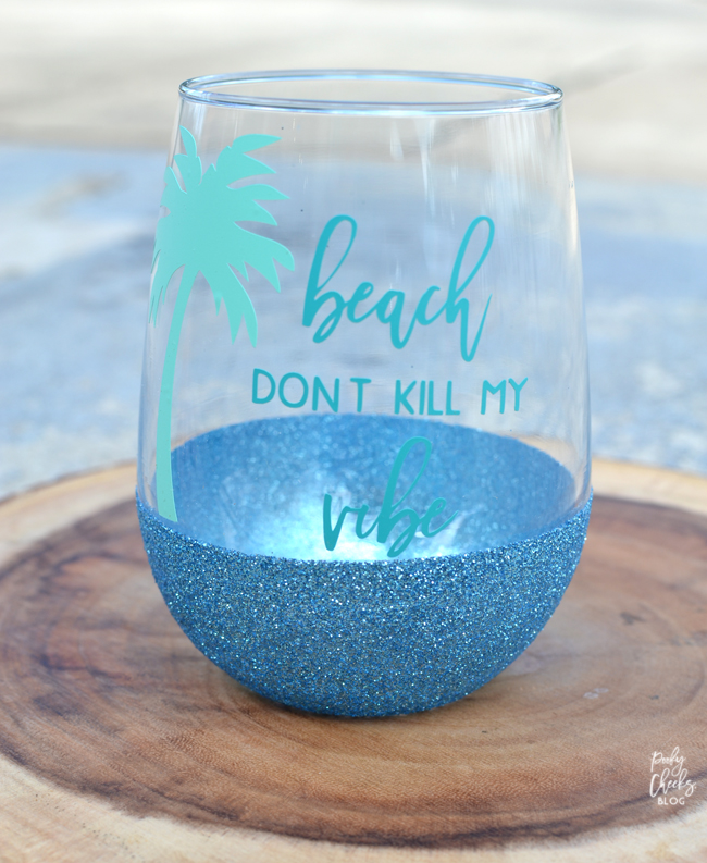 DIY Dishwasher Safe Glitter Glasses Tutorial. Step by step pictures - personalized with adhesive vinyl using a Silhouette or Cameo cutting machine.
