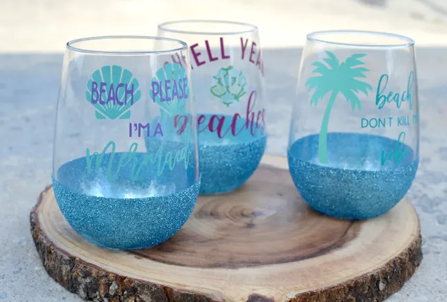 DIY Glitter Wine Glass {Easy Craft Tutorial}