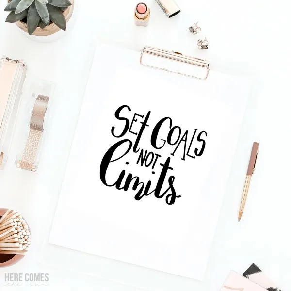 15 Free Inspiring Cut Files for the New Year for Silhouette or Cricut Machines Poofycheeks.com