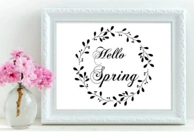 15 Free Spring Cut Files for Silhouette or Cricut from Poofycheeks.com