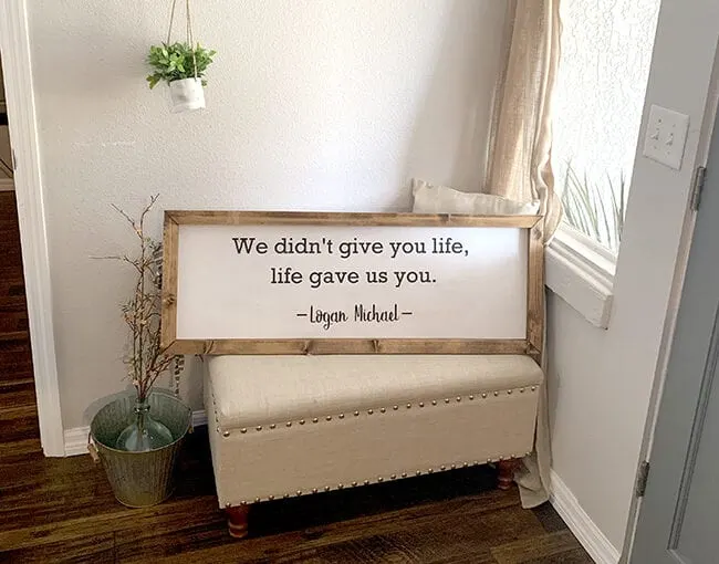 Some things in life are meant to be simple so you can DIY too! This wood  sign not only welcomes but can be customized on how it's hung as well. A  couple