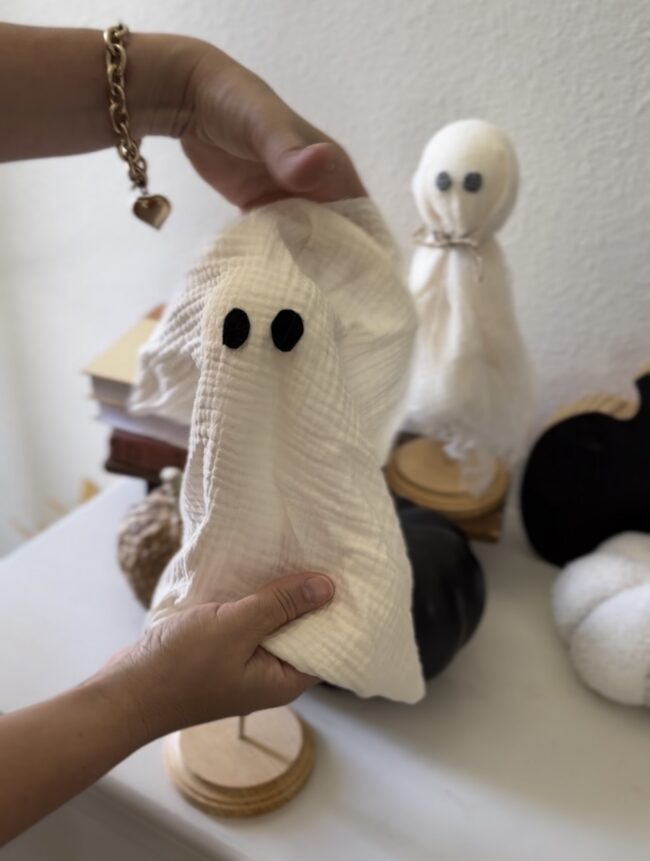 DIY halloween ghost with gauze and cheesecloth